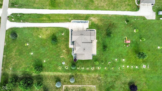 421 Lowry Street, Jamestown, IN 46147