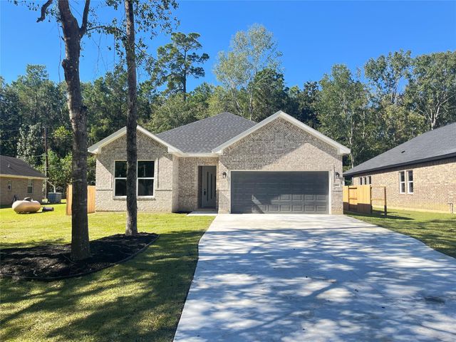 28807 Champion Oaks Dr, Magnolia, TX 77354