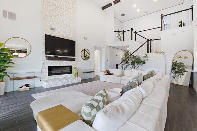 25868 CROSSINGS BLUFF LANE, Sorrento, FL 32776