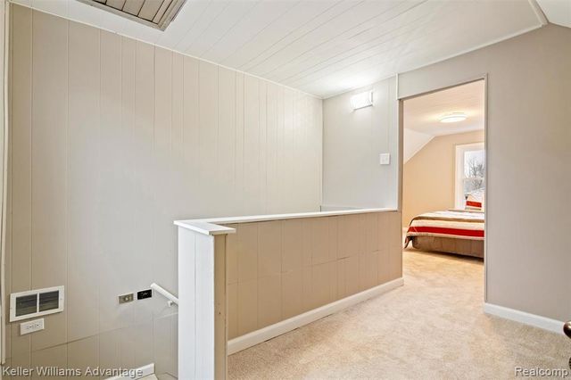 1045 Detroit Avenue, Lincoln Park, MI 48146