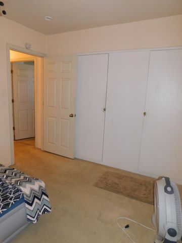 520 E Mendocino Ave, Stockton, CA 95204