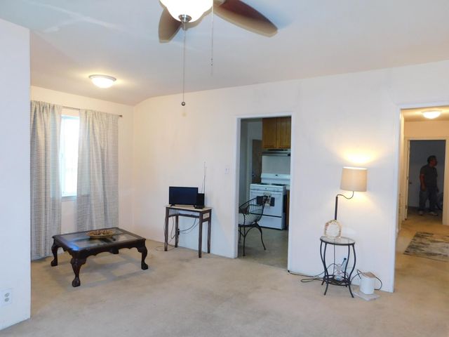 520 E Mendocino Ave, Stockton, CA 95204