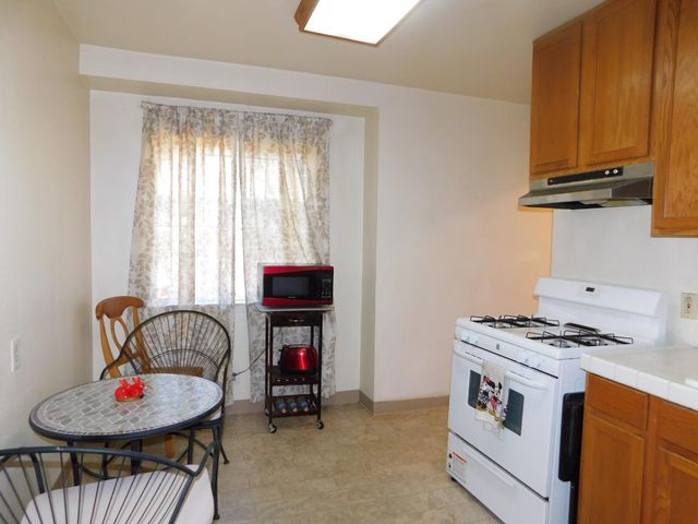 520 E Mendocino Ave, Stockton, CA 95204