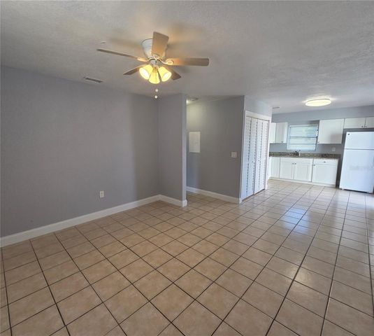 5720 N LINCOLN AVENUE D, Tampa, FL 33614