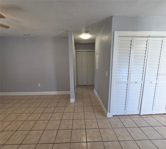 5720 N LINCOLN AVENUE D, Tampa, FL 33614