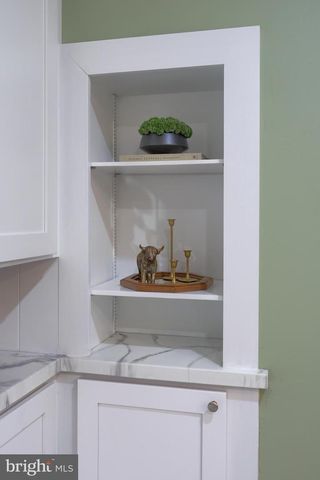 568 CHESTNUT ST, Columbia, PA 17512