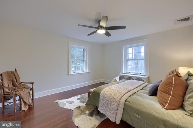 568 CHESTNUT ST, Columbia, PA 17512