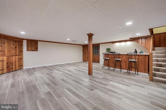 568 CHESTNUT ST, Columbia, PA 17512