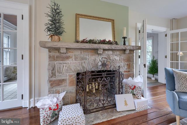 568 CHESTNUT ST, Columbia, PA 17512