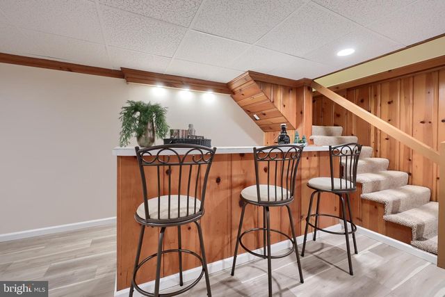 568 CHESTNUT ST, Columbia, PA 17512