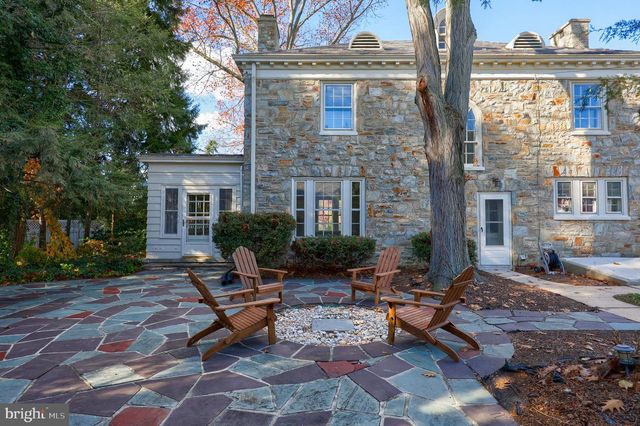 568 CHESTNUT ST, Columbia, PA 17512