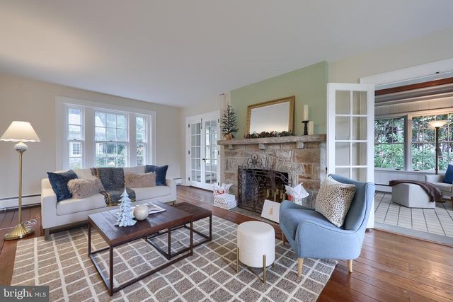 568 CHESTNUT ST, Columbia, PA 17512