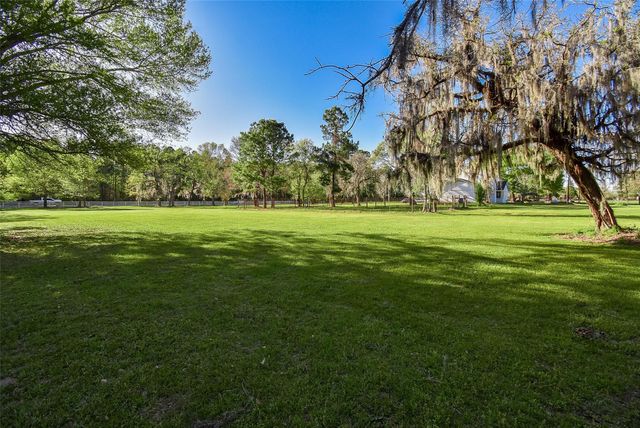 24640 Macedonia Road, Hockley, TX 77447