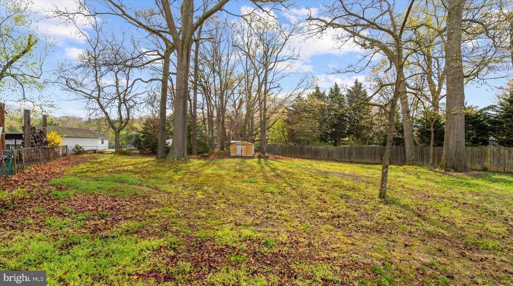 Image 40 of property listing at 7731 WALTERS RD, Pasadena, MD 21122