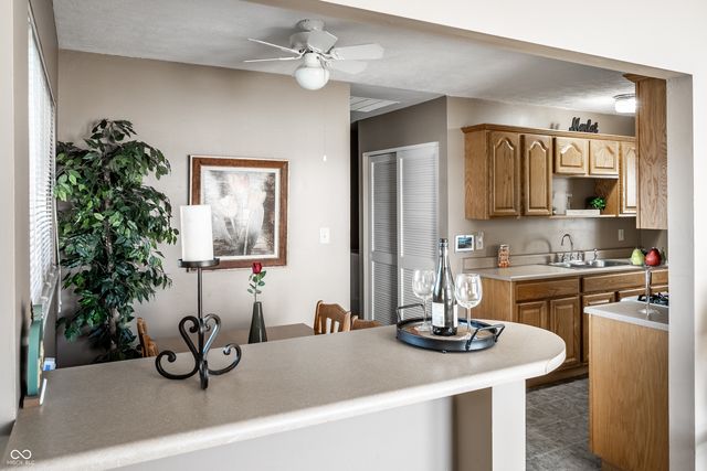 2520 Hillside Avenue, Indianapolis, IN 46218