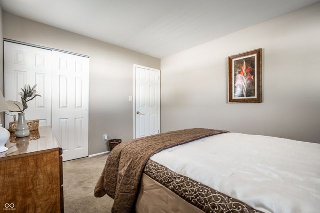 2520 Hillside Avenue, Indianapolis, IN 46218