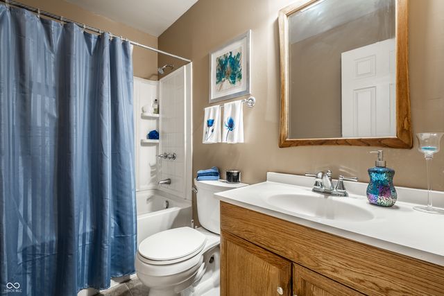 2520 Hillside Avenue, Indianapolis, IN 46218