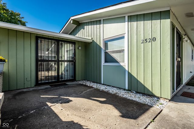 2520 Hillside Avenue, Indianapolis, IN 46218