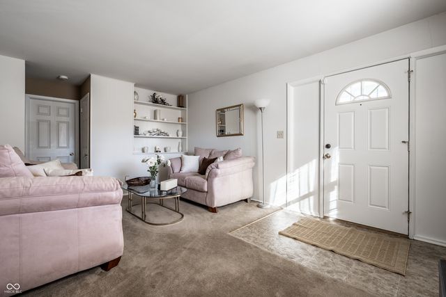 2520 Hillside Avenue, Indianapolis, IN 46218