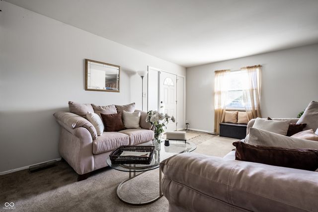 2520 Hillside Avenue, Indianapolis, IN 46218