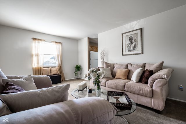 2520 Hillside Avenue, Indianapolis, IN 46218