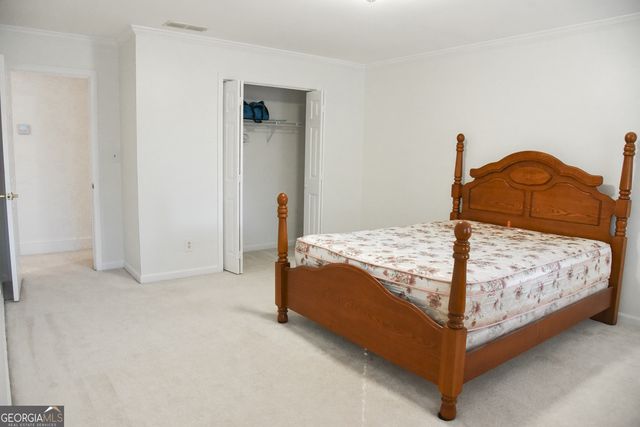 100 Acorn Ridge, Fayetteville, GA 30214