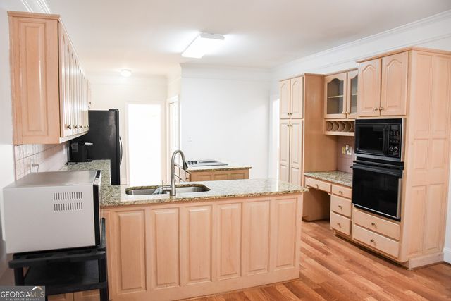 100 Acorn Ridge, Fayetteville, GA 30214