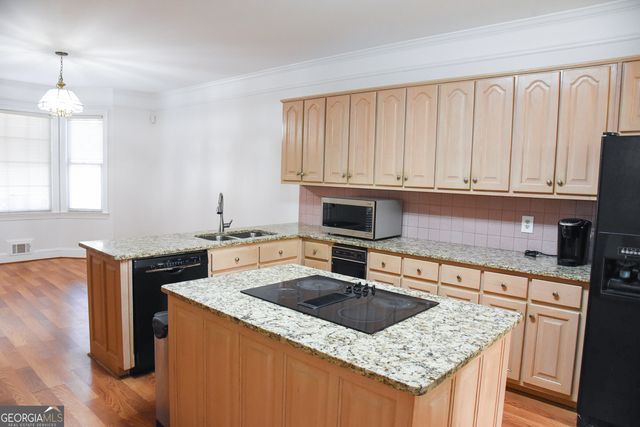 100 Acorn Ridge, Fayetteville, GA 30214