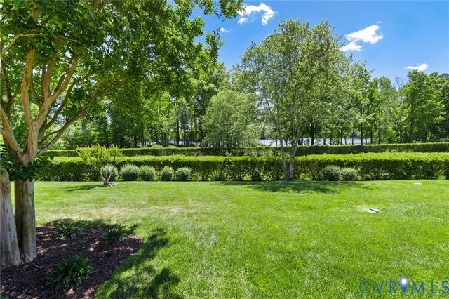 15243 Heron Pointe Way, Moseley, VA 23120