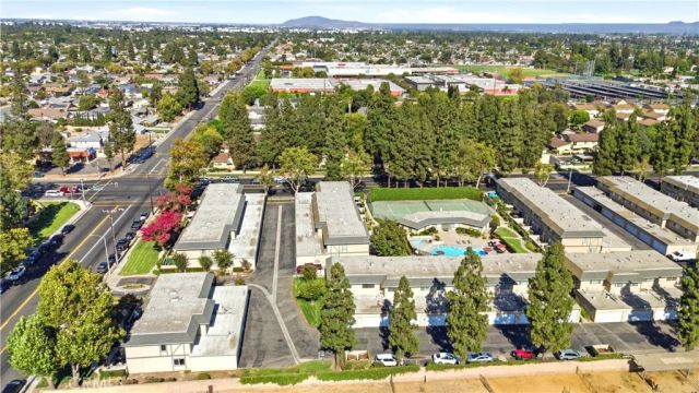 1101 W Francis G, Ontario, CA 91762