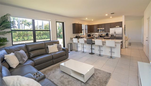 139 NE 27th Ter, Homestead, FL 33033