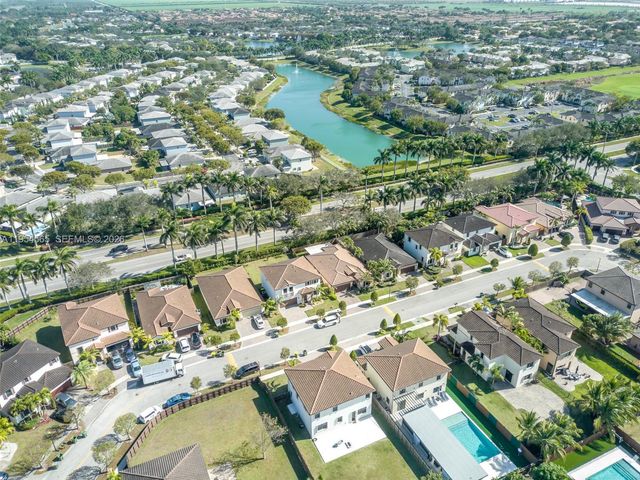 139 NE 27th Ter, Homestead, FL 33033