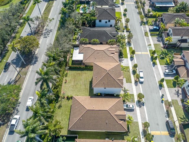 139 NE 27th Ter, Homestead, FL 33033
