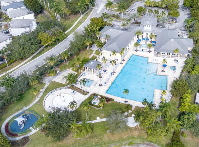 139 NE 27th Ter, Homestead, FL 33033