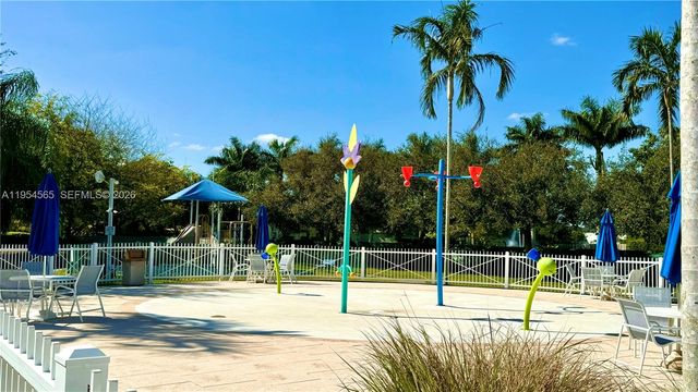 139 NE 27th Ter, Homestead, FL 33033