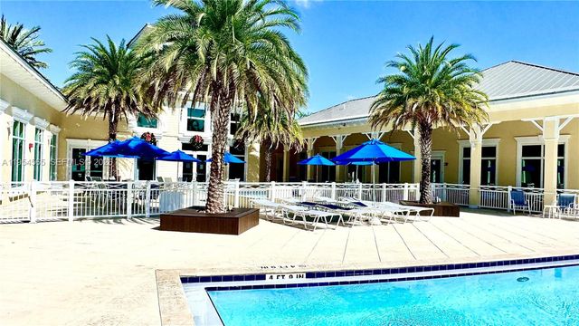 139 NE 27th Ter, Homestead, FL 33033