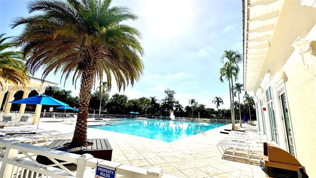 139 NE 27th Ter, Homestead, FL 33033