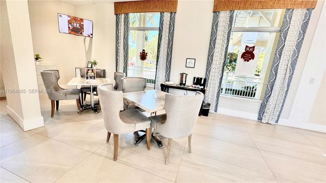 139 NE 27th Ter, Homestead, FL 33033