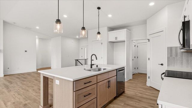 16767 N Wellington Rd, Colbert, WA 99005