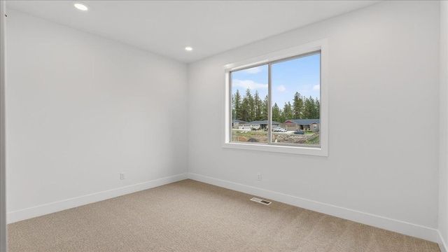 16767 N Wellington Rd, Colbert, WA 99005