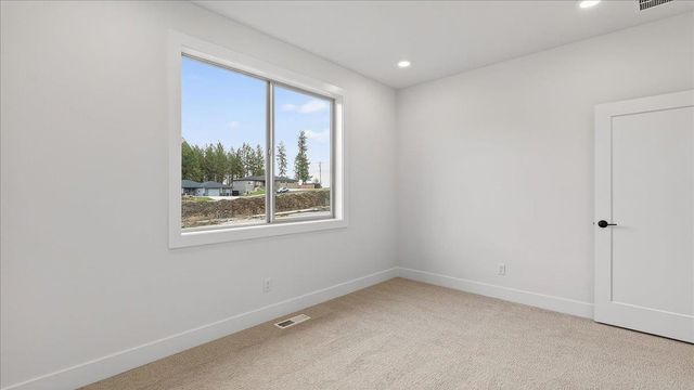 16767 N Wellington Rd, Colbert, WA 99005