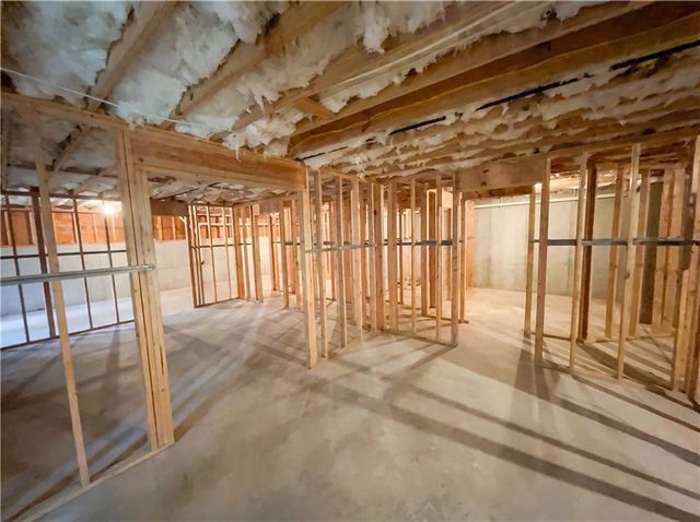 212 Westwind Drive, Newnan, GA 30263