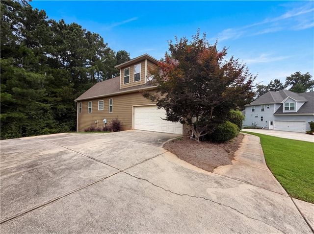 212 Westwind Drive, Newnan, GA 30263