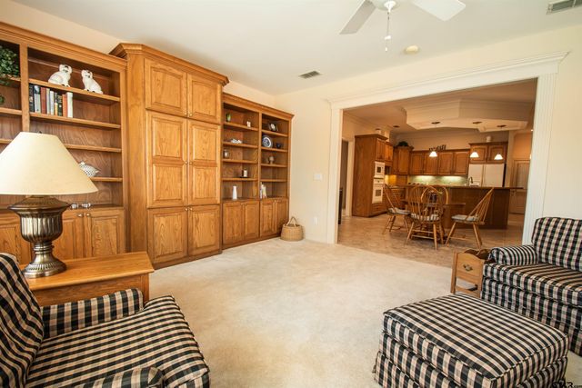 402 Prince Charles, Whitehouse, TX 75791