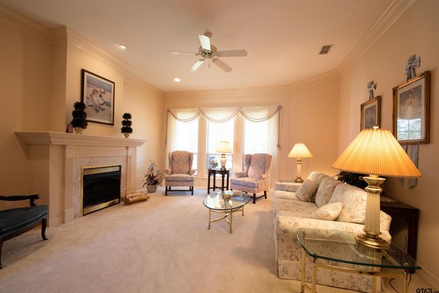 402 Prince Charles, Whitehouse, TX 75791