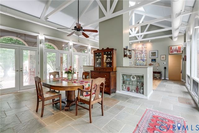 470 Dover Knoll Rd, Goochland, VA 23103