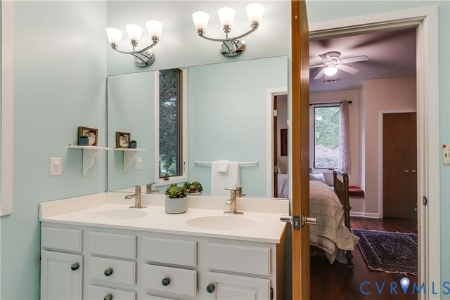470 Dover Knoll Rd, Goochland, VA 23103