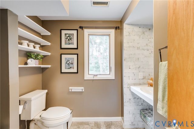 470 Dover Knoll Rd, Goochland, VA 23103