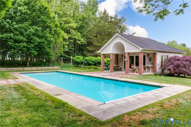 470 Dover Knoll Rd, Goochland, VA 23103
