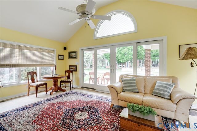 470 Dover Knoll Rd, Goochland, VA 23103